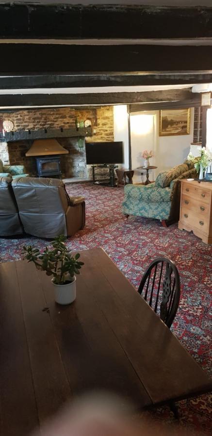 The Old Sun Private Cottage Frome Exteriör bild